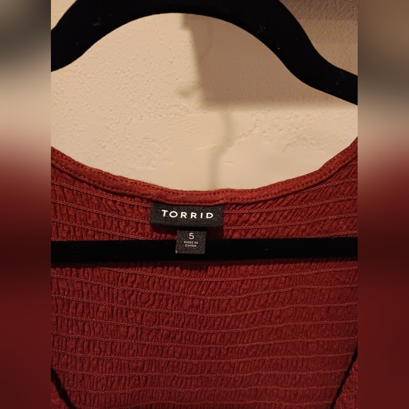 Torrid Rust Red Blouse with Lace Ruffle Sleeve #15 - Picture 3 of 4